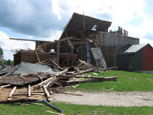 Photo of damage from the Ontario tornadoes. Ryan Pimiskern © Environment Canada, 2009
